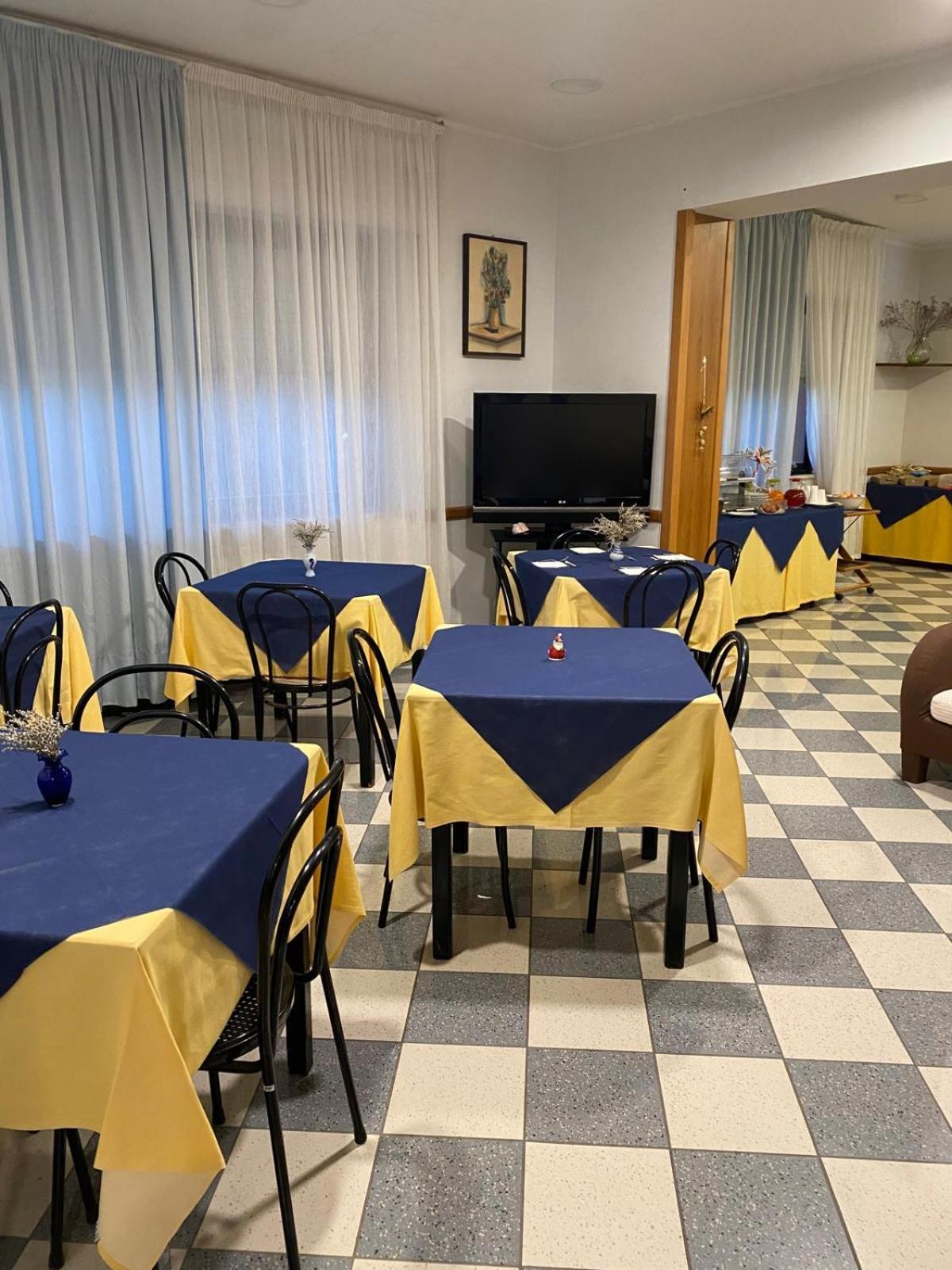 Hotel Ferrara Chianciano Terme Zewnętrze zdjęcie