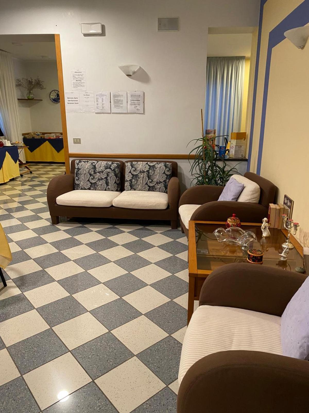 Hotel Ferrara Chianciano Terme Zewnętrze zdjęcie