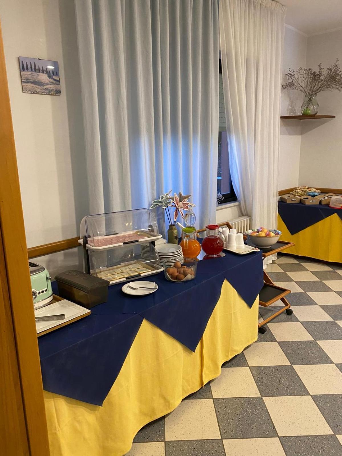 Hotel Ferrara Chianciano Terme Zewnętrze zdjęcie